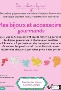Mes bijoux et accessoires gourmands. Avec un fil transparent, un mousqueton rose, des fermoirs, des perles fleurs, Heishi, fruits, lettres et des décos de lacets, Laetitia Lazerges